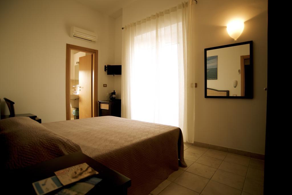 Le Antiche Porte Peschici Ngoại thất bức ảnh