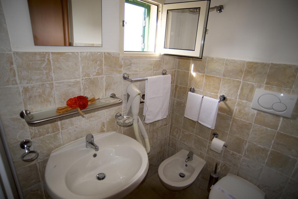 Le Antiche Porte Peschici Ngoại thất bức ảnh
